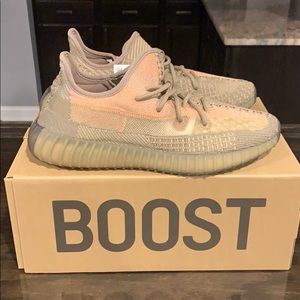 Yeezy Boost 350 Sand Taupe